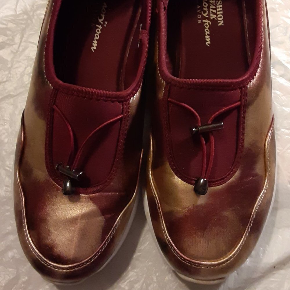 Avon Cushion Walk Slip-on Shoes
